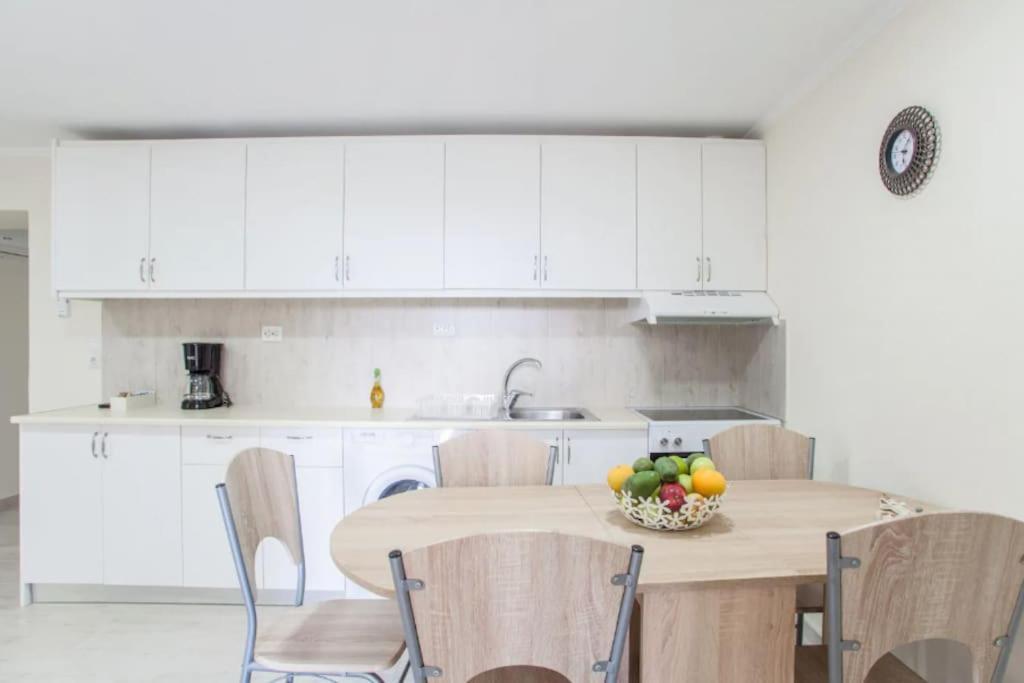 Newly Reconstructed Flat 107Sqm! Apartment Chania  Ngoại thất bức ảnh