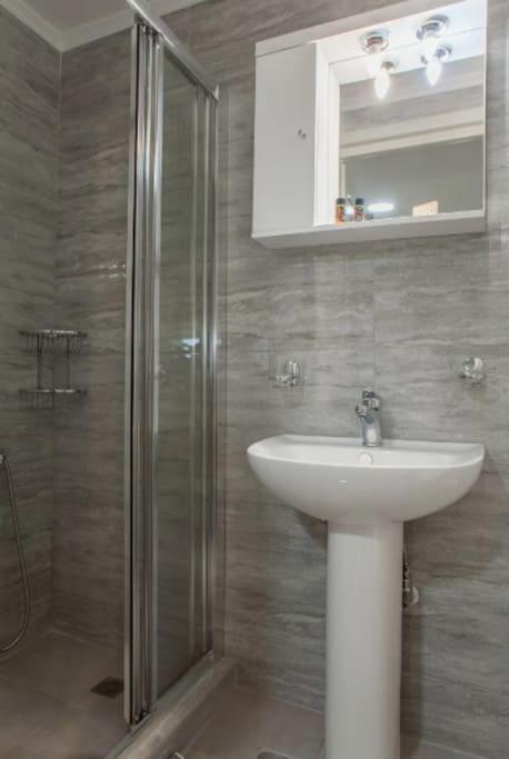 Newly Reconstructed Flat 107Sqm! Apartment Chania  Ngoại thất bức ảnh